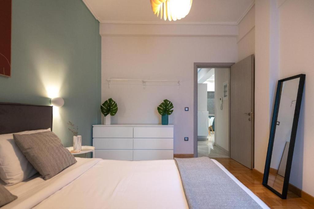 The Mint'S Apartment Iofontos アテネ エクステリア 写真